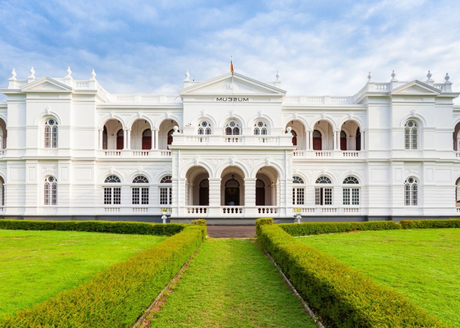 jetstar-asia-singapore-to-colombo-national-museum-shutterstock