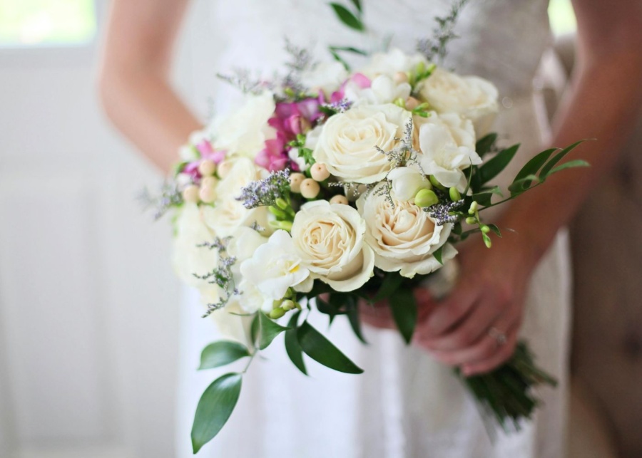 Get blooms fast with same-day flower delivery in Singapore: Don’t stress about last-minute bouquets