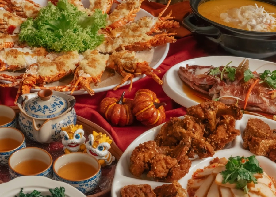 Best CNY 2026 reunion dinners - Orchid Live Seafood Lunar New Year spread