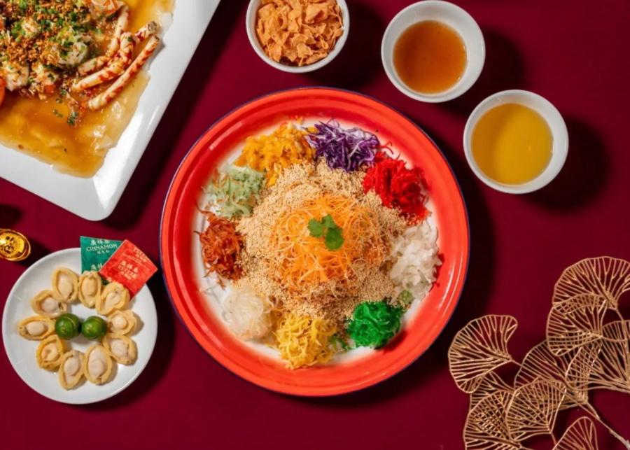 Best Chinese New Year food delivery in Singapore - Yang Ming Seafood - Prosperity abalone yusheng and Andrew Boston lobster