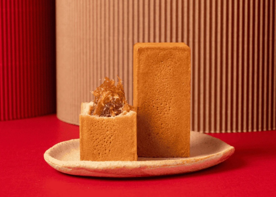 Best pineapple tarts in Singapore - Sunny Hills pineapple cakes