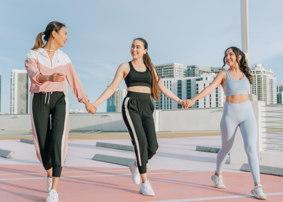 Activewear brands in Singapore for your exercise needs: From sports bras to compression leggings
