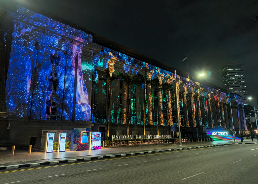 Ansiblomoo facade projection | Light to Night 2026 Singapore