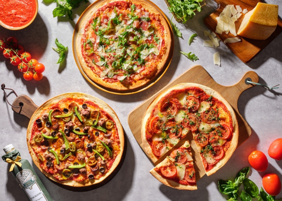 Best restaurants and cafes in Orchard - Crossroads Cafe sourdough pizzas