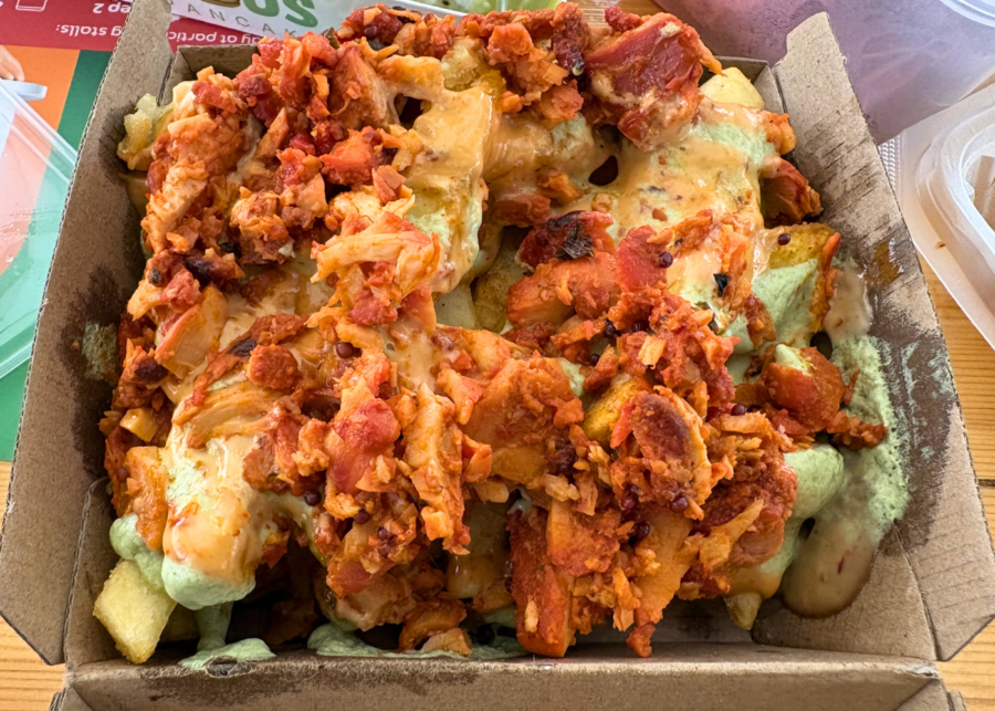 Mahmud's Tandoor's loaded chicken masala fries | Geylang Serai Ramadan Bazaar 2026