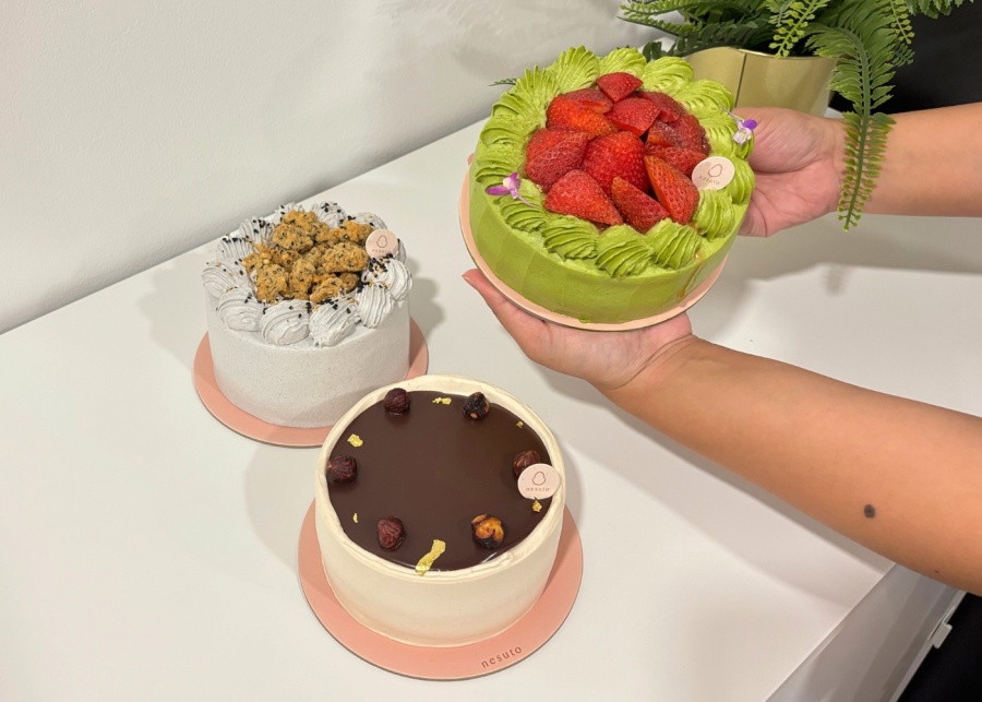 Best birthday cakes in Singapore - Nesuto Praline Noisette Gateau, Japanese Goma, Matcha & Strawberry Shortcake
