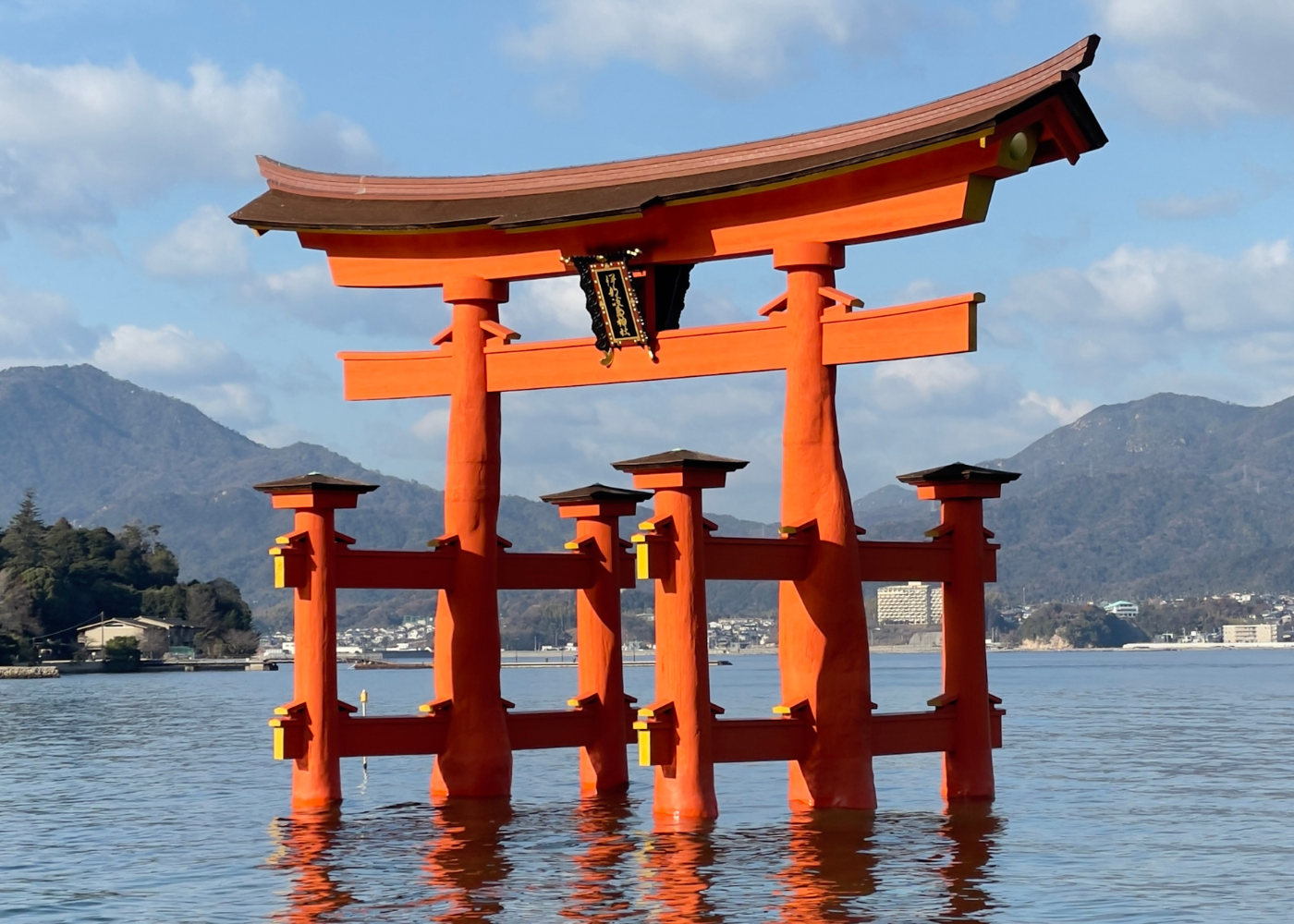 hiroshima attractions | miyajima island itsukushima shrine