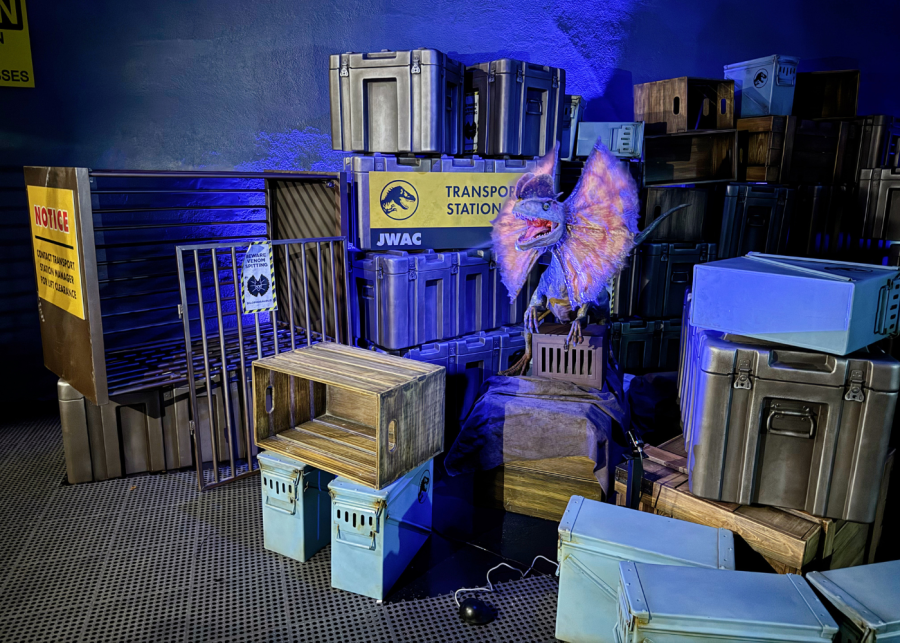 jurassic world the experience | dilophosaurus