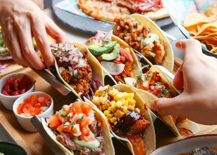 Best food spots in Raffles Place - Super Loco tacos