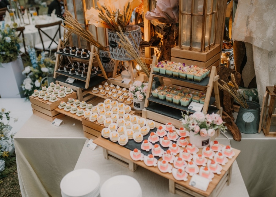 Best wedding caterers in Singapore - Rasel Catering wedding soiree setup