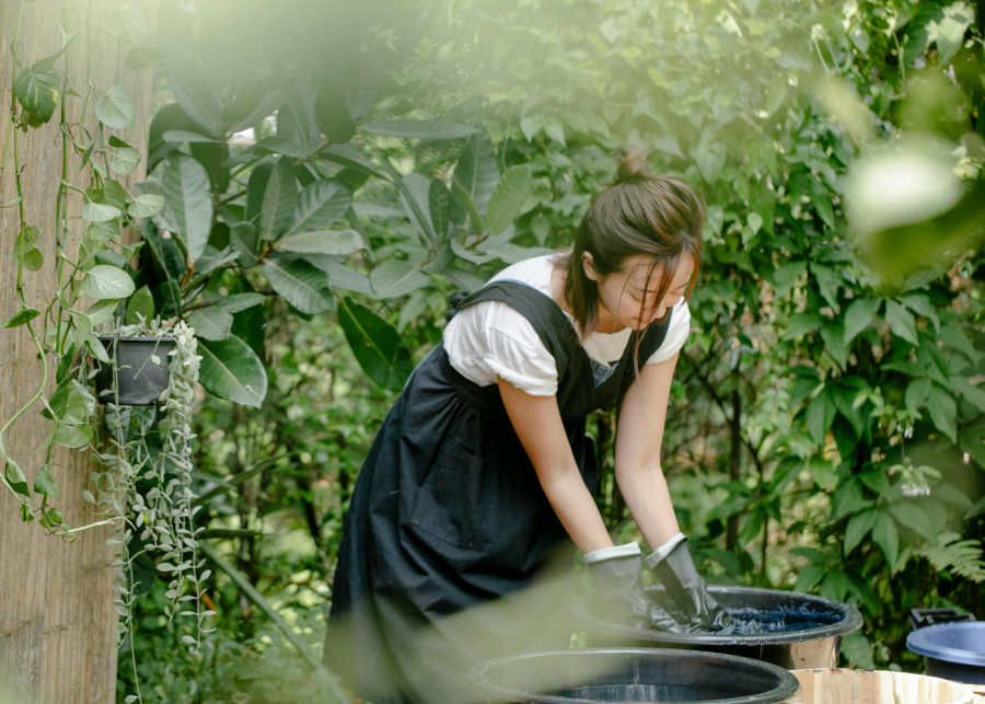 craft workshops japan | traditional dye on textiles