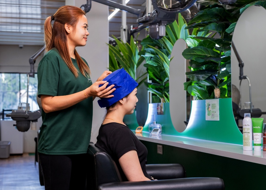 Best hair treatments in Singapore - Two Herbs - Herbal herbal treatment by the staff