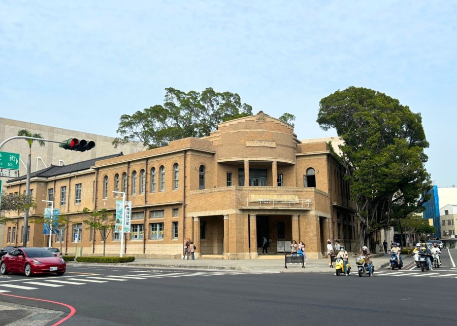 Tainan attractions - Tainan Art Museum 1 facade