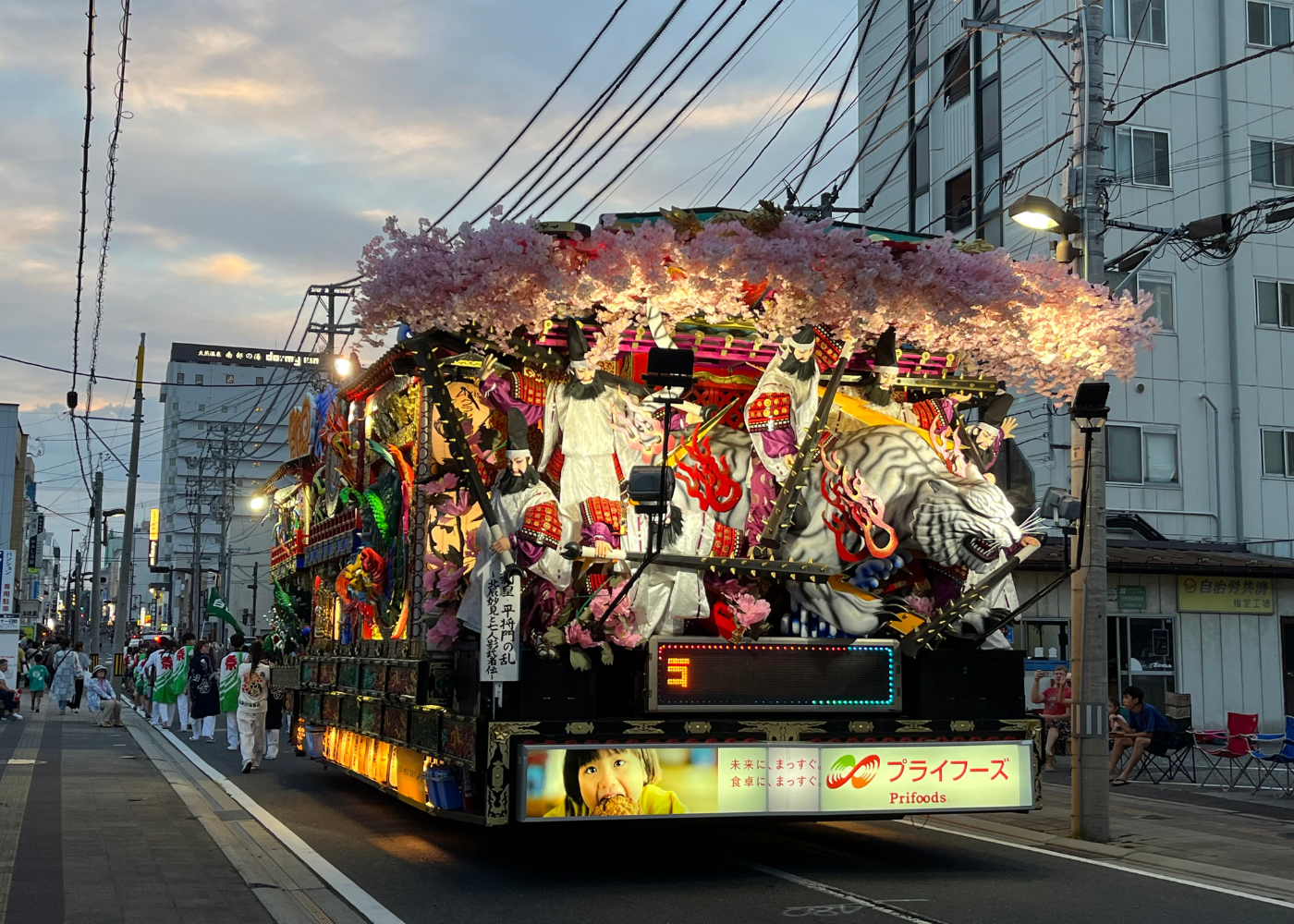 japan festivals hachinohe sansha taisai float