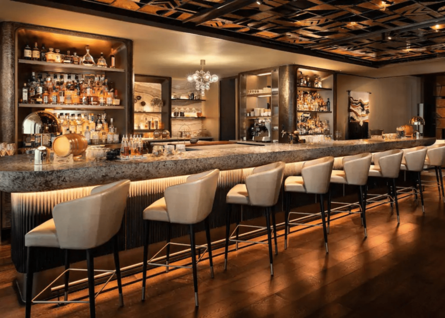 mo bar romantic bars in singapore for couples