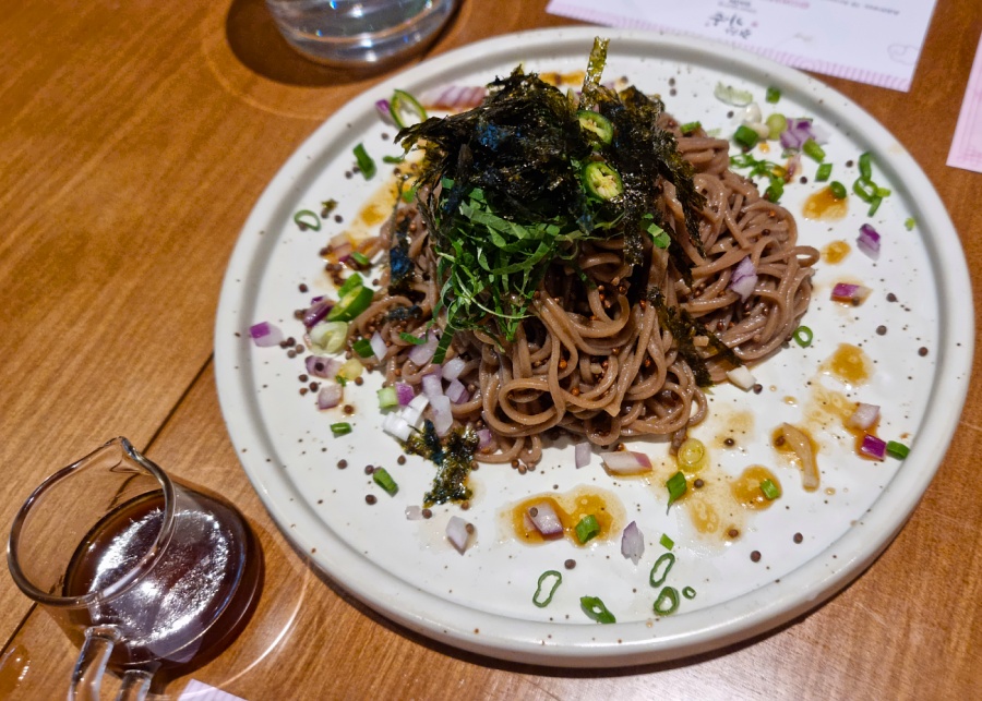 Gwangjang Gaon's deulgireum maguksu | Gwangjang Gaon in Singapore review