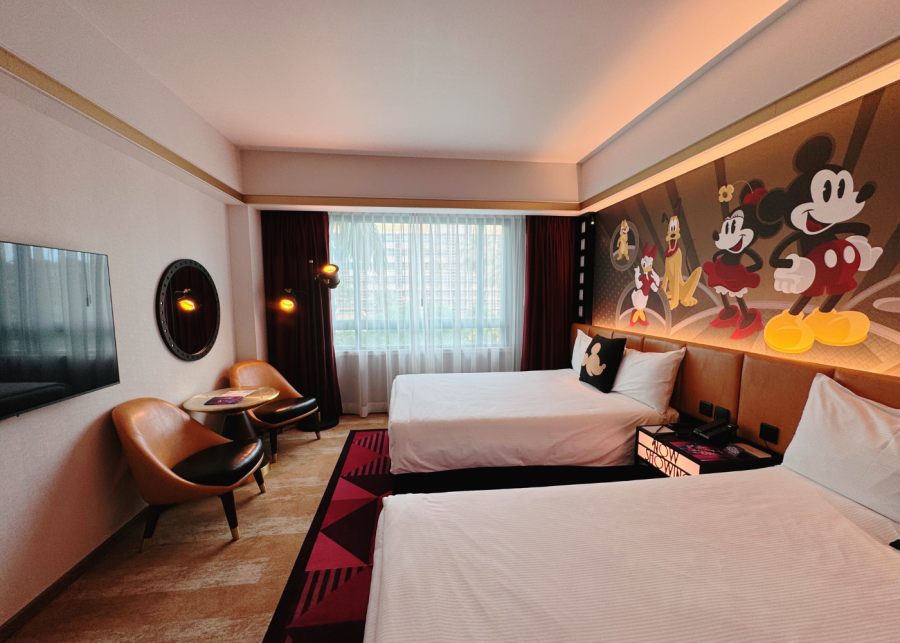 hong kong disneyland hollywood hotel room