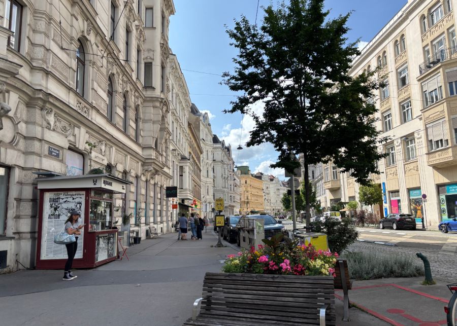 how to get around vienna