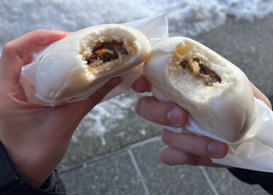 takayama food steamed hida beef buns