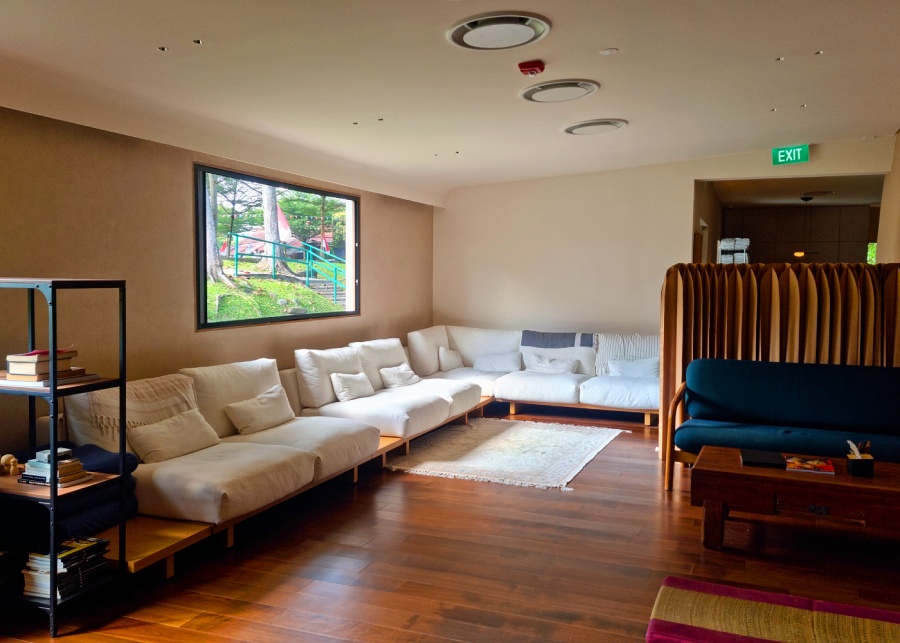 Nowhere Baths' lounge area, where you can relax after your time is up