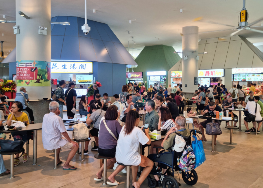 The afternoon crowd | Punggol Coast Hawker Centre guide