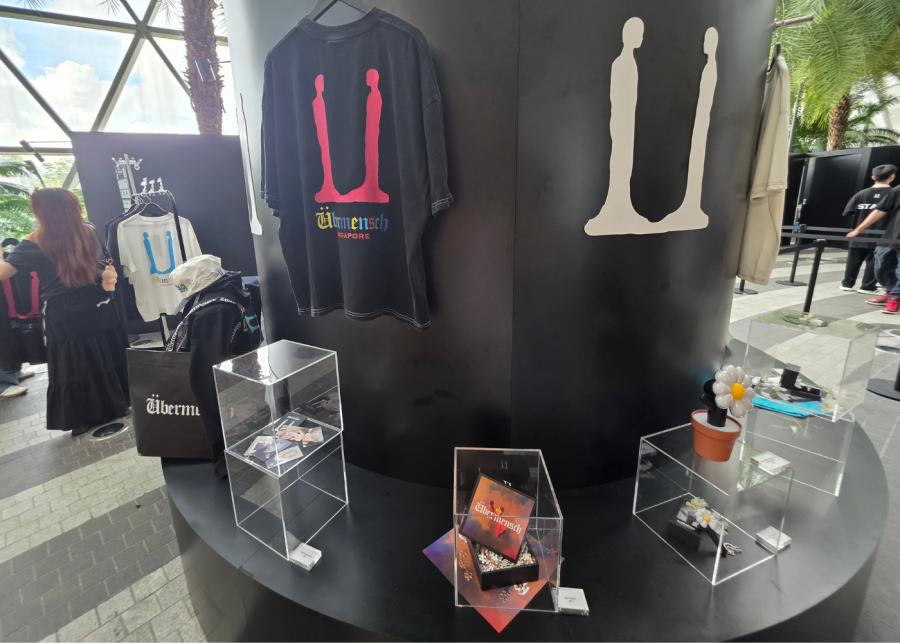 G-dragon exhibition singapore merchandise