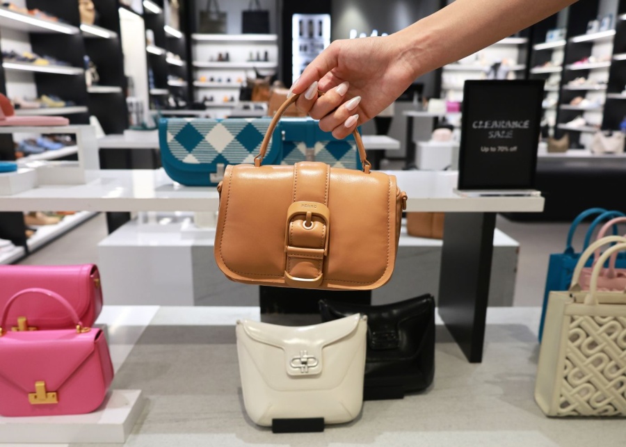 West The Sale 2025: 3 tips to shop like a pro at IMM’s massive outlet sale with discounts up to 90% off