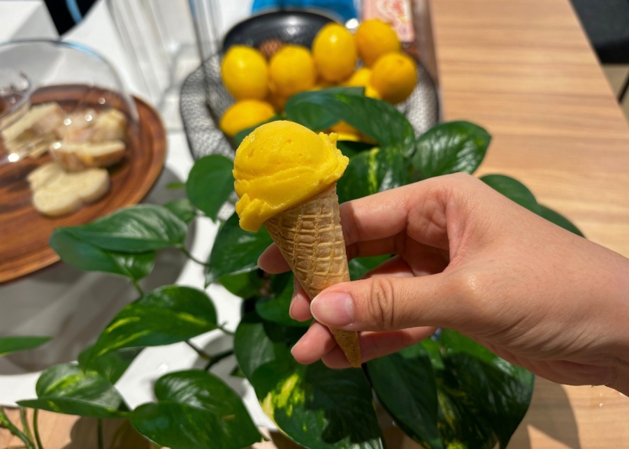 Thermomix TM7 - Mango sorbet cone