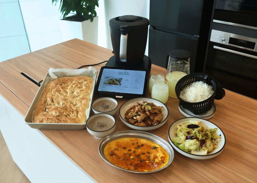 Thermomix TM7 - Spread of dishes