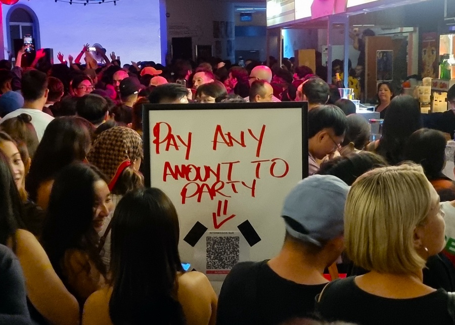 Pay any amount to the party sign during The Projector's farewell party | The Projector's sudden closure in Singapore