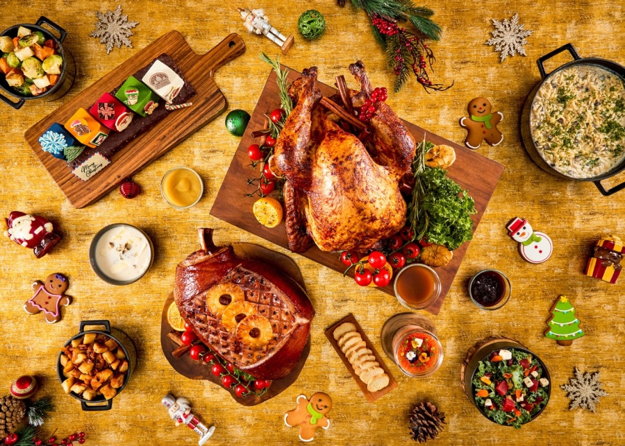 Best Christmas 2025 takeaways in Singapore - Paradox Singapore - Noel Touch of Christmas bundle