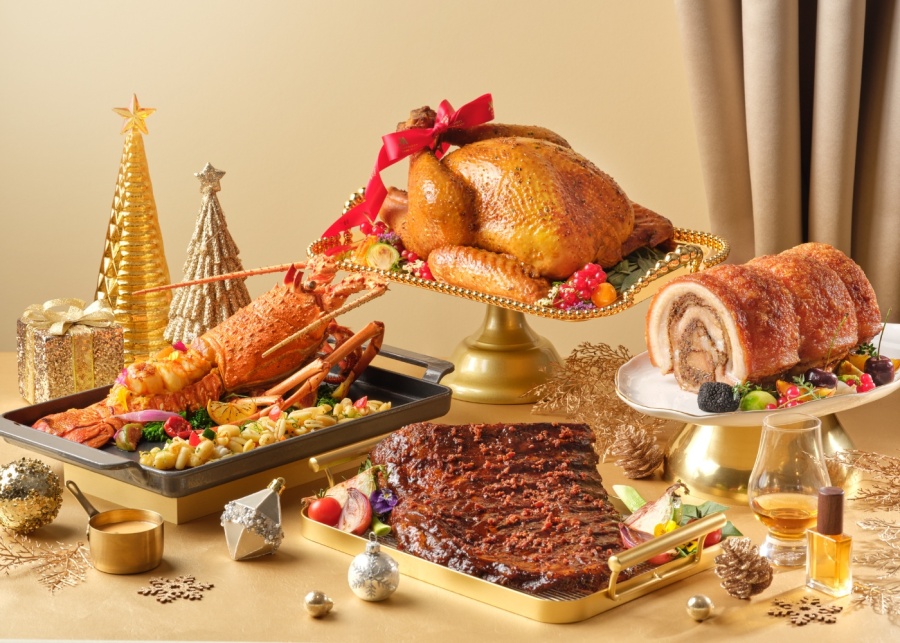 Best Christmas food delivery in Singapore 2025 - Singapore Marriott Tang Plaza Hotel - Indulgent Roasts and Seafood Group Shot