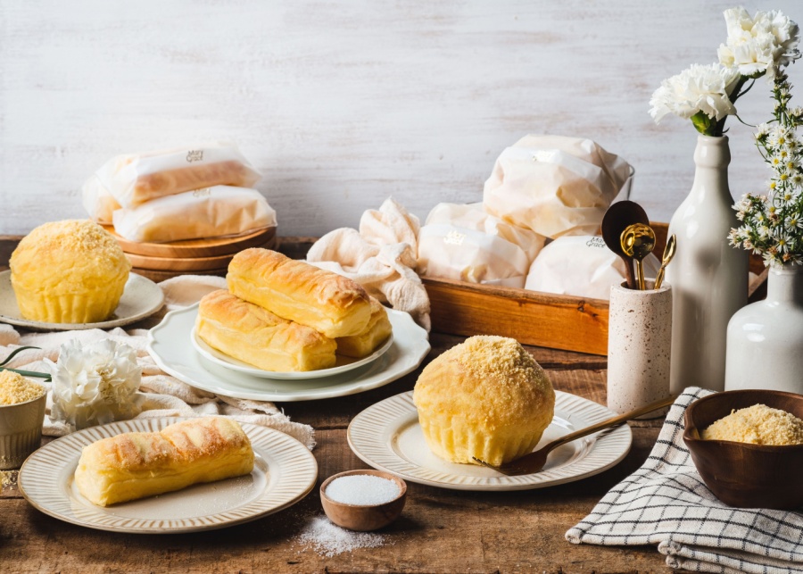 Ensaymadas and cheese rolls available at the online-exclusive Christmas pop-up | Mary Grace in Singapore