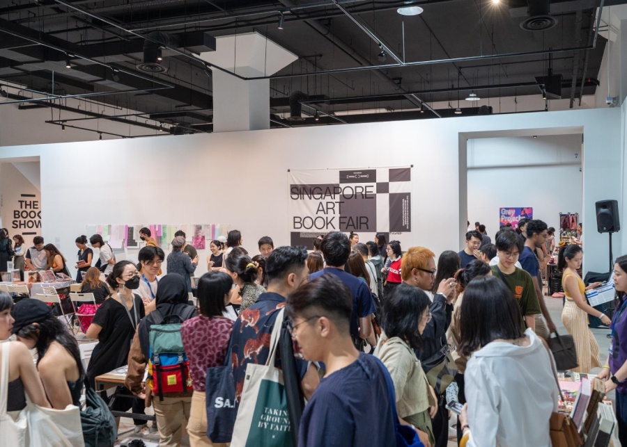 The crowd in the exhibitor hall | Singapore Art Book Fair 2025