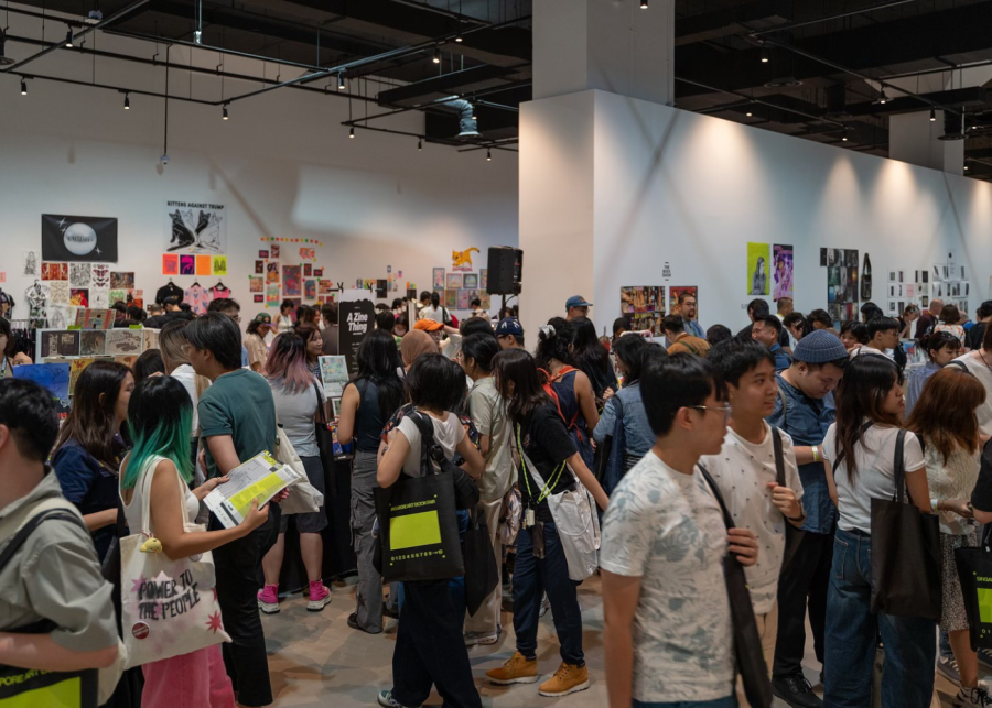 The crowd in the exhibitor hall | Singapore Art Book Fair 2025