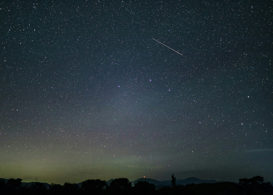 whats happpening in singapore | meteor shower