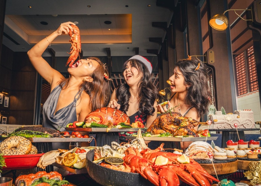 xmas dining singapore pullman hill street