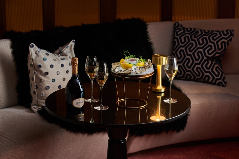Oysters & Champagne Evenings at MO BAR, Singapore