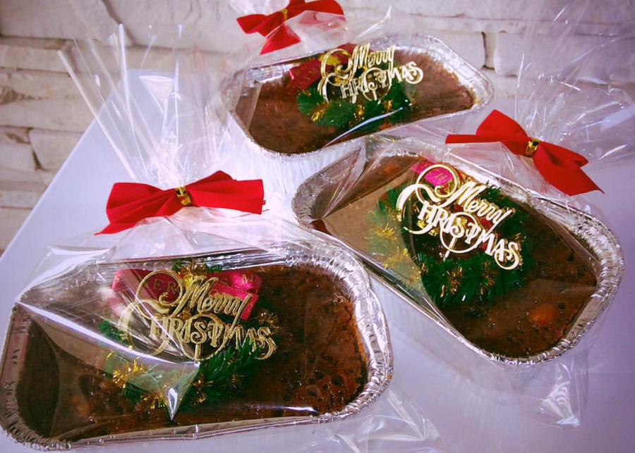 The White Ombre | Best Christmas fruit cakes in Singapore