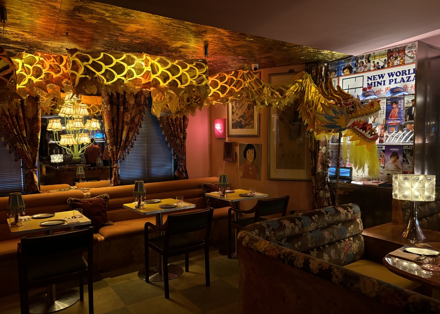 Best Chinese restaurants in Singapore - Maggie's restaurant interior