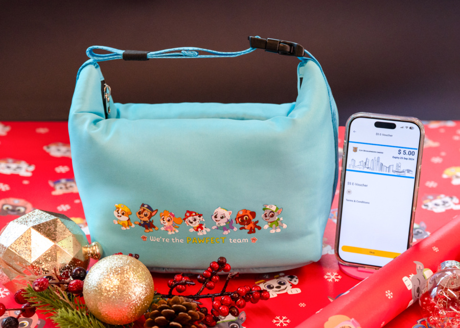 Paw Patrol Singapore CDL Malls - Paw Patrol lunch box, Christmas wrapping paper and vouchers