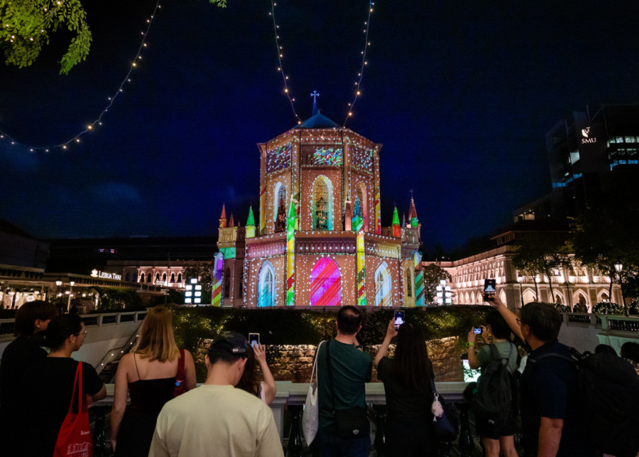 christmas activities at chijmes projection mapping