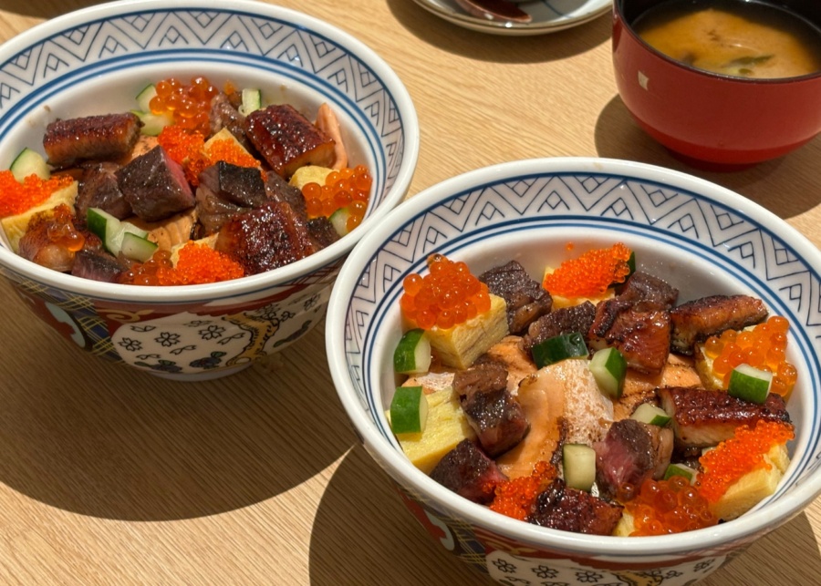 Ryokudo Singapore review - Koma don with unagi, beef, salmon and tamago