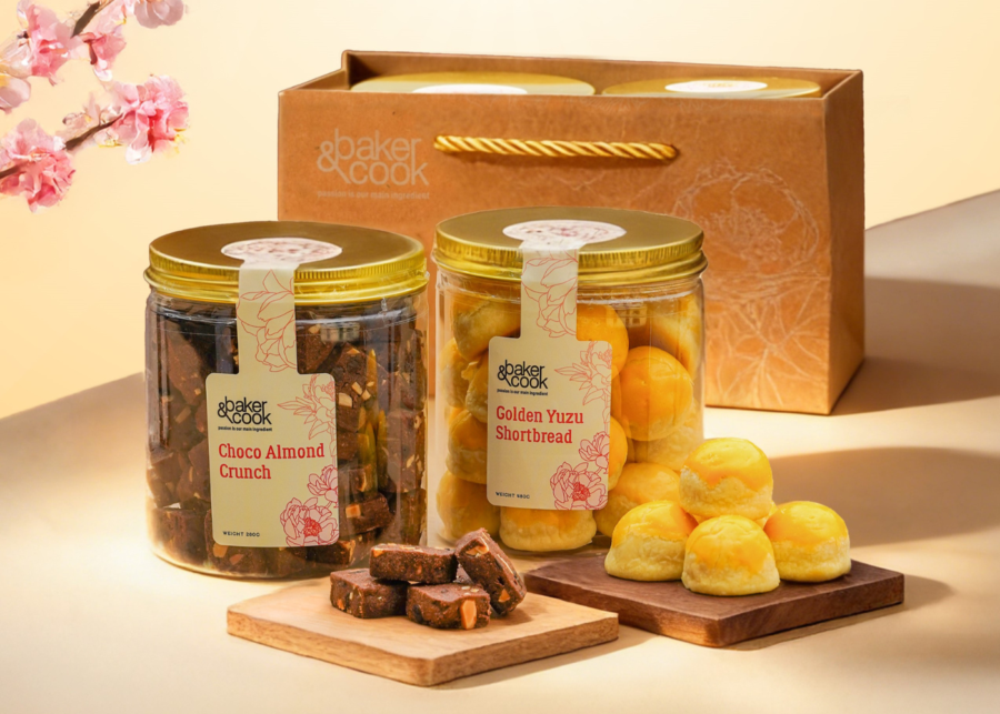 baker and cook - chinese new year cookies in singapore