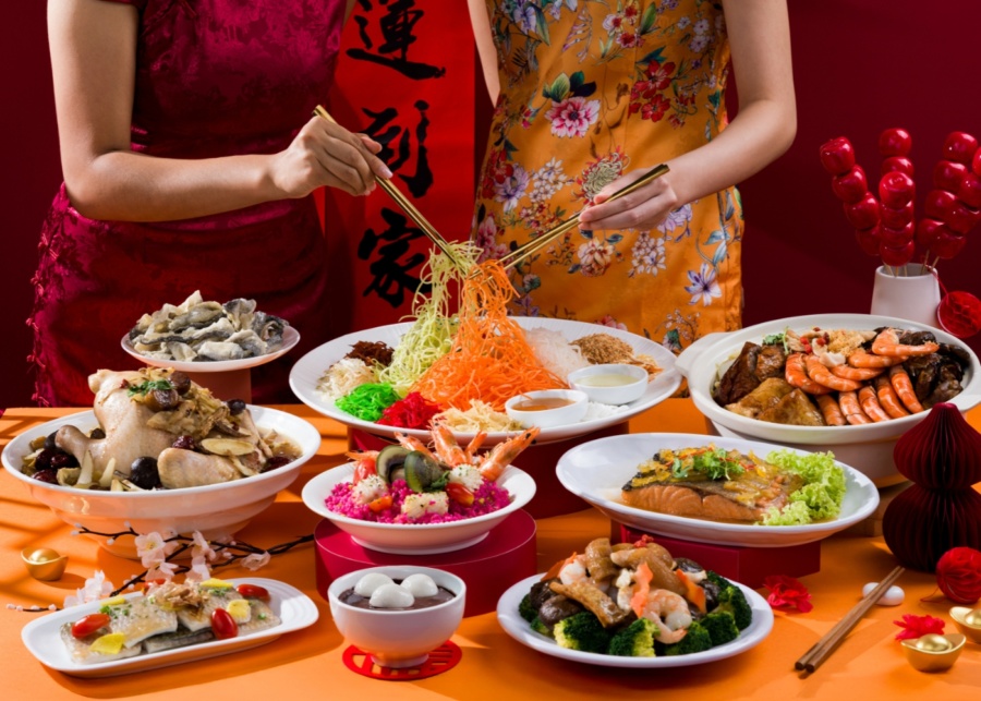 Best CNY 2026 catering in Singapore - Stamford Catering yusheng tossing