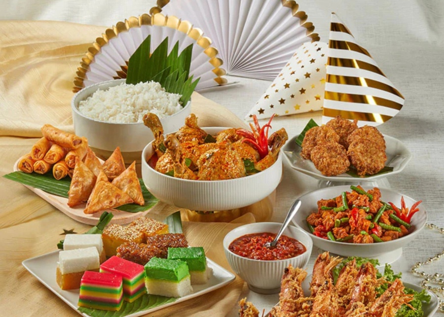 Best Ramadan iftar catering services in Singapore - Hjh Maimunah Hari Raya buffet spread