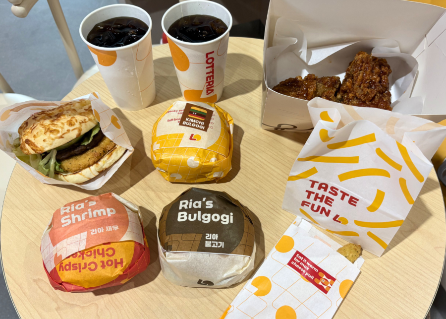 Burgers, Gangjung chicken, long cheese stick, and shake shake fries | Lotteria Singapore review