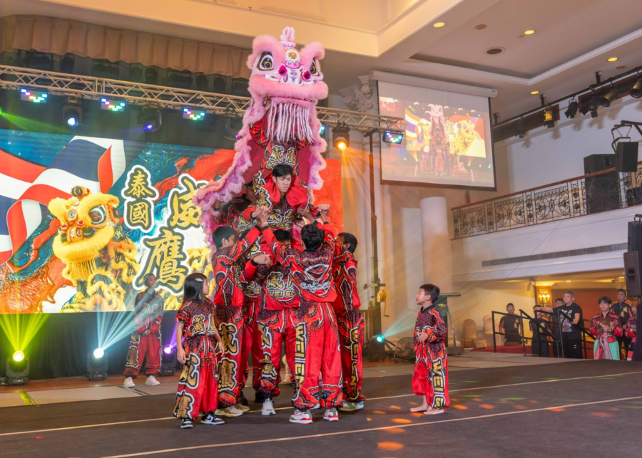 wei eng dragon and lion dance centre - lion dance troupe singapore