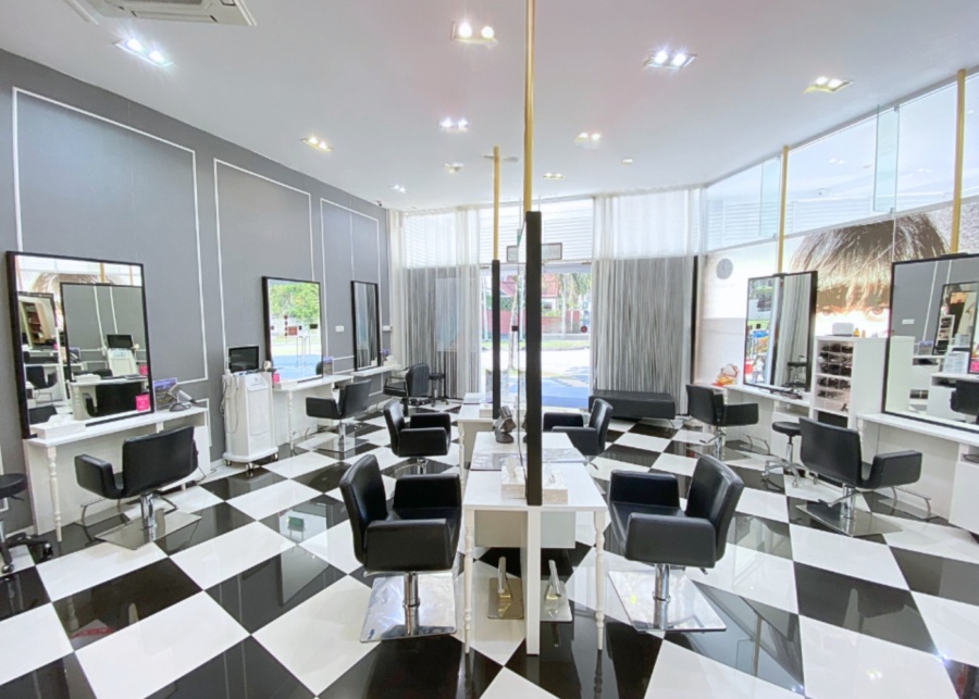 Best hair salons in Singapore - Salon de Edmund salon interior