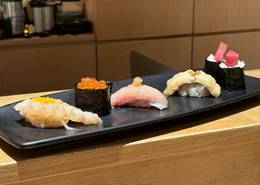 Haku Sushi Great World review - Aka ebi, ikura, shima aji, anago and chutoro maki